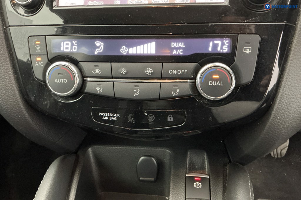 Nissan Qashqai Acenta Premium Manual Petrol SUV - Stock Number (1665627) - 17th supplementary image