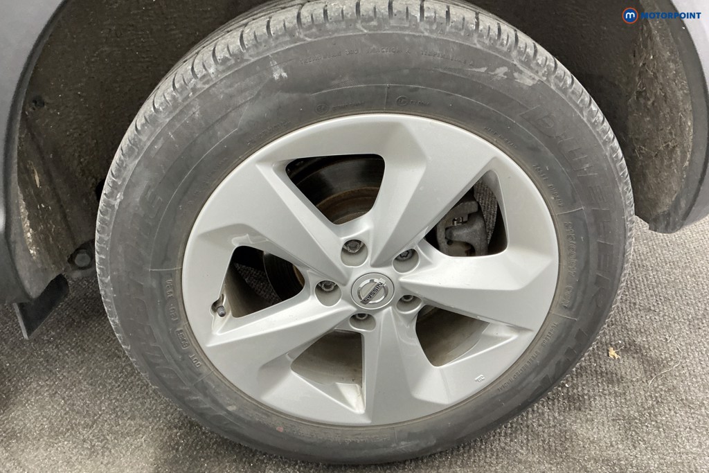 Nissan Qashqai Acenta Premium Manual Petrol SUV - Stock Number (1665627) - 37th supplementary image
