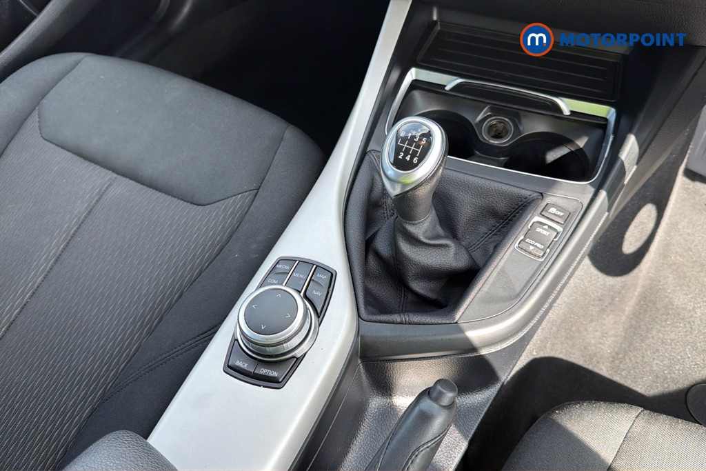 BMW 1 Series Se Business Manual Petrol Hatchback - Stock Number (1666657) - 8th supplementary image