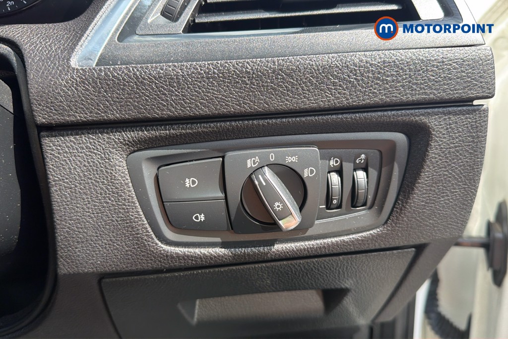 BMW 1 Series Se Business Manual Petrol Hatchback - Stock Number (1666657) - 9th supplementary image