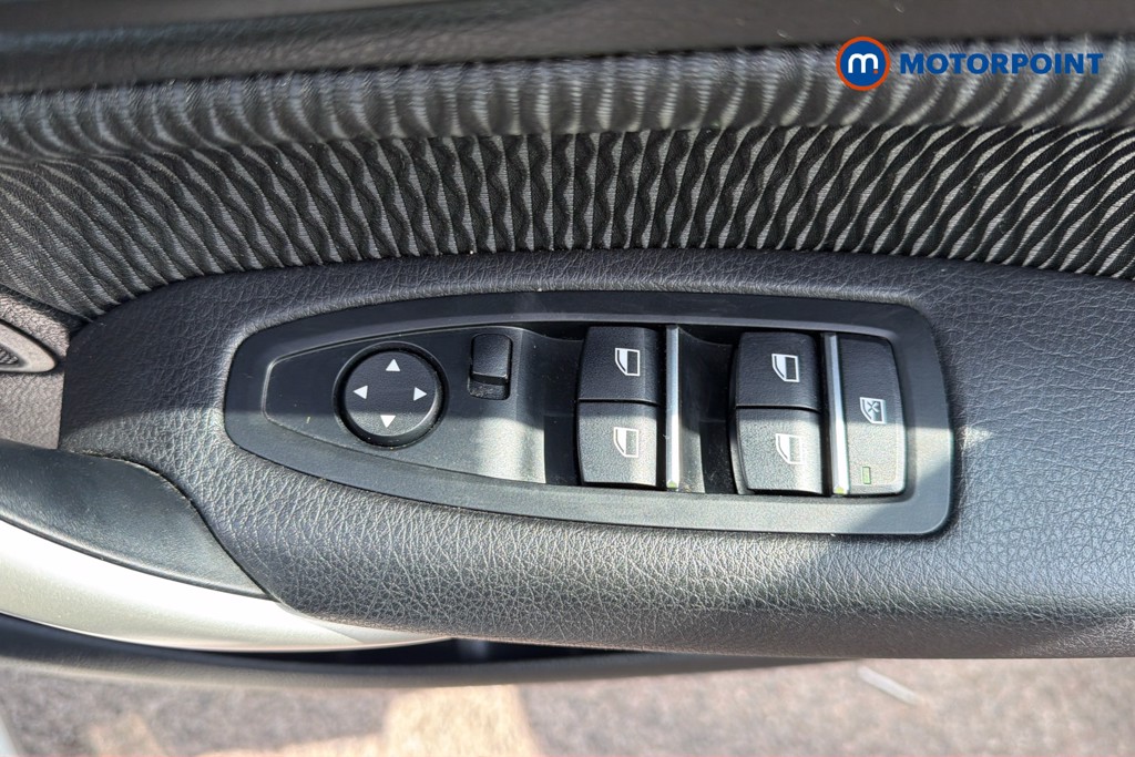 BMW 1 Series Se Business Manual Petrol Hatchback - Stock Number (1666657) - 42nd supplementary image