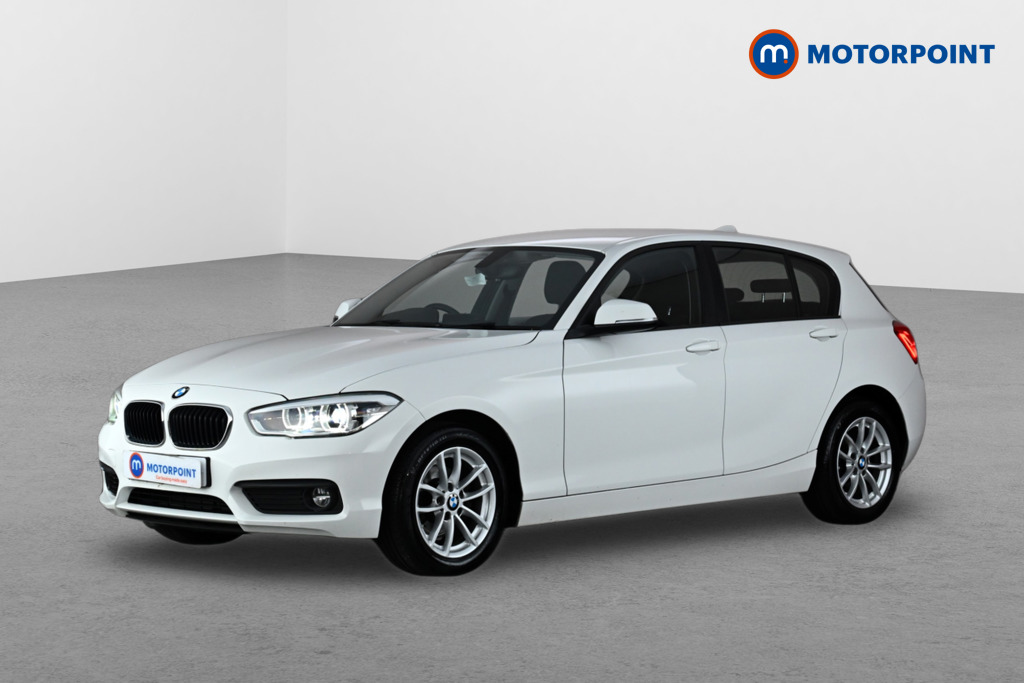 BMW 1 Series Se Business Manual Petrol Hatchback - Stock Number (1666657) - Passenger side front corner