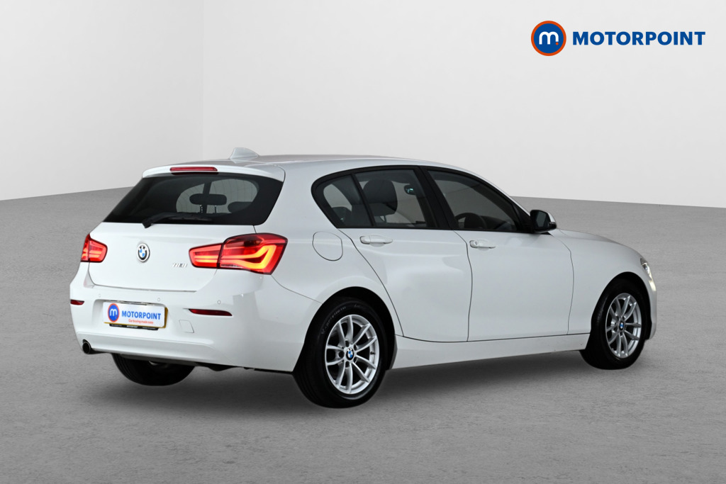 BMW 1 Series Se Business Manual Petrol Hatchback - Stock Number (1666657) - Drivers side rear corner