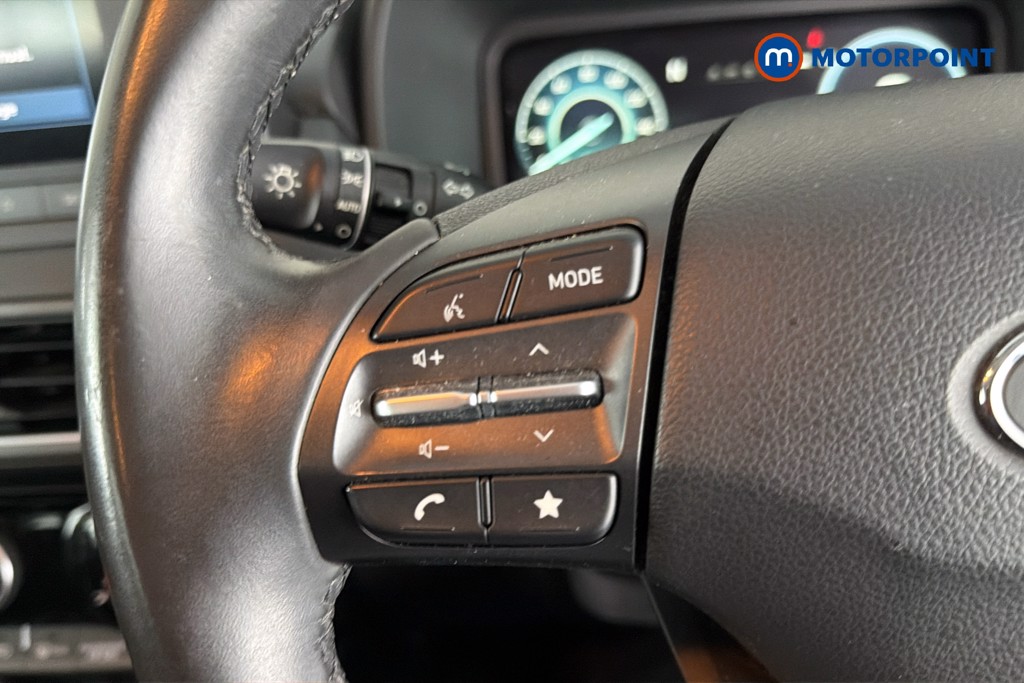 Hyundai Kona Se Connect Manual Petrol SUV - Stock Number (1666659) - 3rd supplementary image