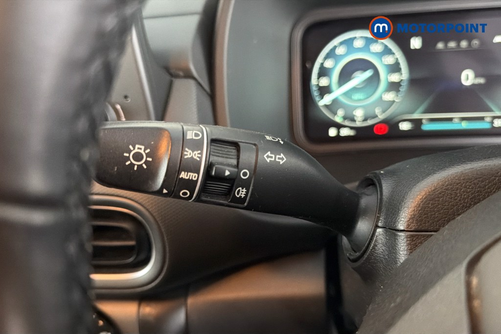 Hyundai Kona Se Connect Manual Petrol SUV - Stock Number (1666659) - 18th supplementary image
