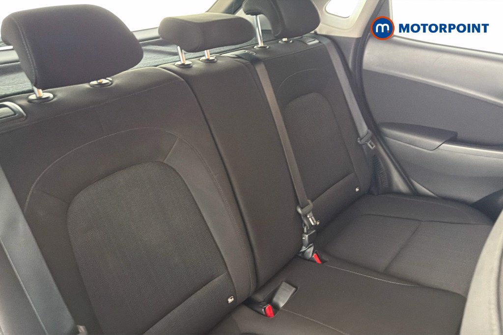 Hyundai Kona Se Connect Manual Petrol SUV - Stock Number (1666659) - 28th supplementary image