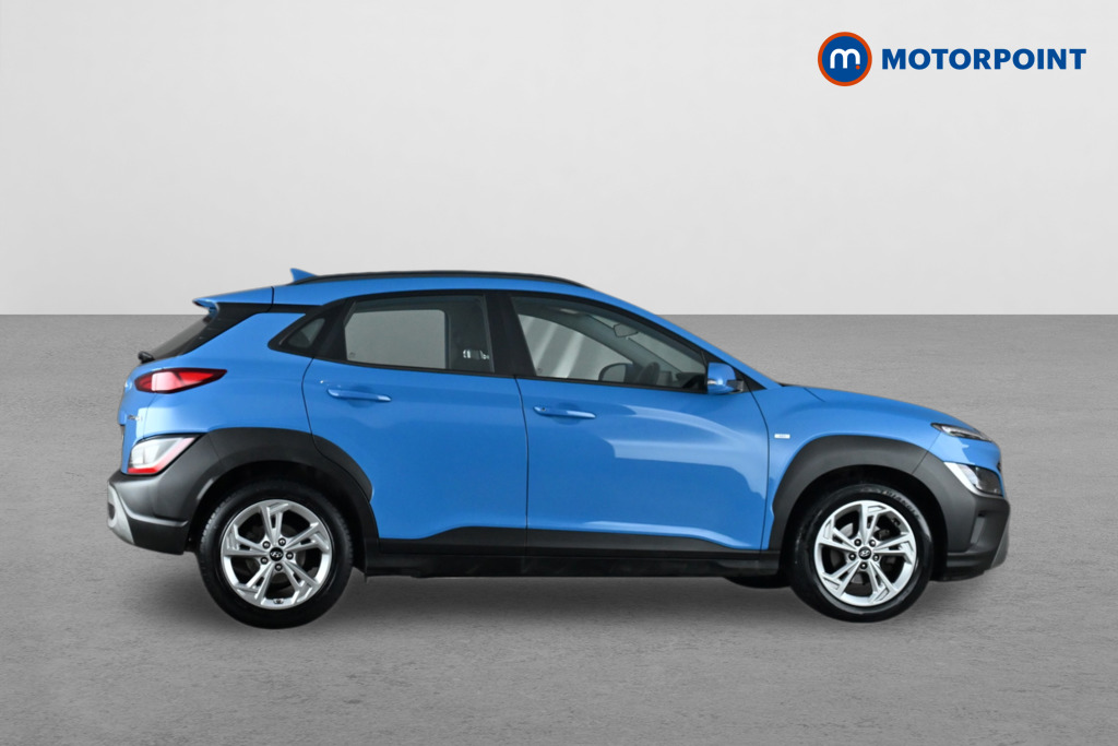 Hyundai Kona Se Connect Manual Petrol SUV - Stock Number (1666659) - Drivers side