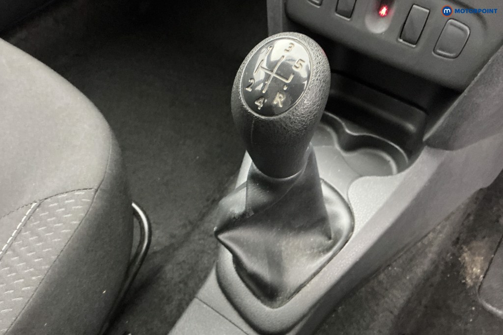 Dacia Sandero Essential Manual Petrol Hatchback - Stock Number (1666769) - 15th supplementary image
