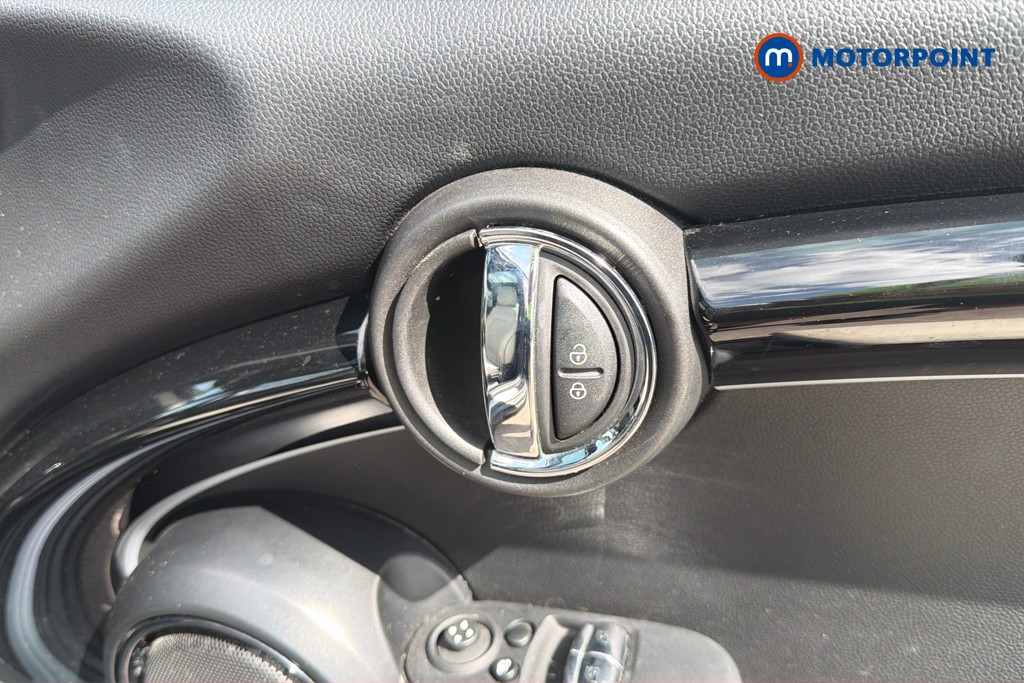 Mini Hatchback Cooper S Exclusive Automatic Petrol Hatchback - Stock Number (1667096) - 20th supplementary image