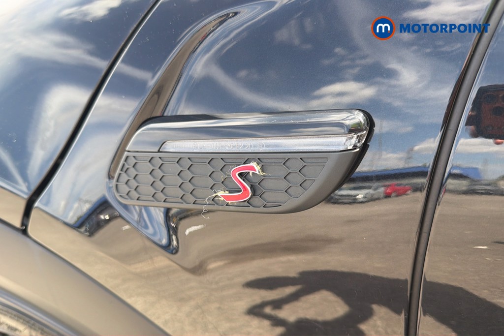 Mini Hatchback Cooper S Exclusive Automatic Petrol Hatchback - Stock Number (1667096) - 39th supplementary image