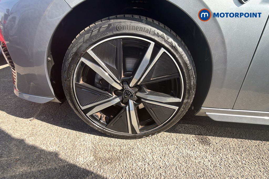 Peugeot 308 GT Automatic Petrol Estate - Stock Number (1667130) - 41st supplementary image