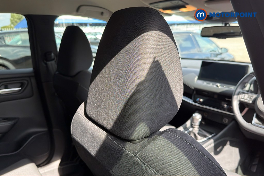 Nissan Qashqai N-Connecta Manual Petrol SUV - Stock Number (1667433) - 10th supplementary image