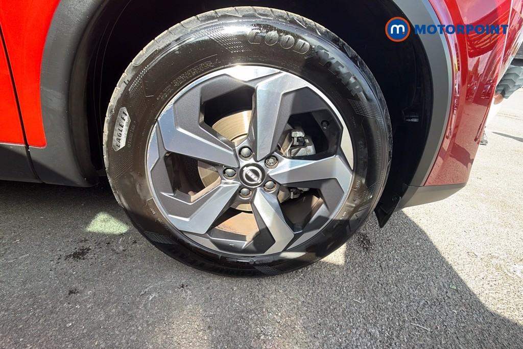 Nissan Qashqai N-Connecta Manual Petrol SUV - Stock Number (1667433) - 37th supplementary image