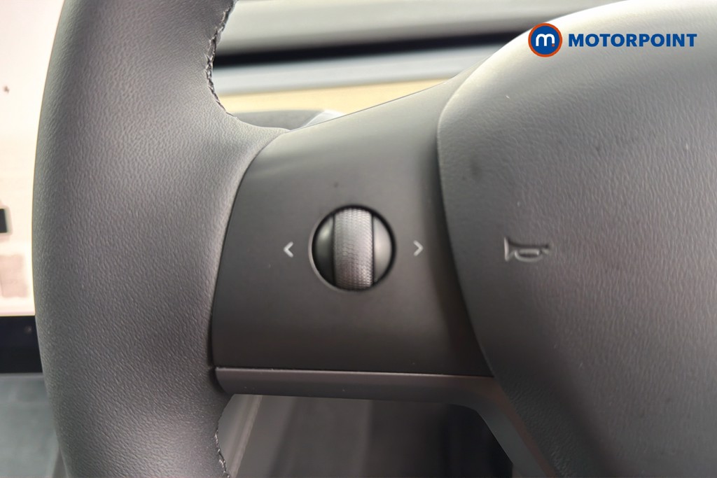 Tesla Model Y Long Range Automatic Electric SUV - Stock Number (1667784) - 2nd supplementary image