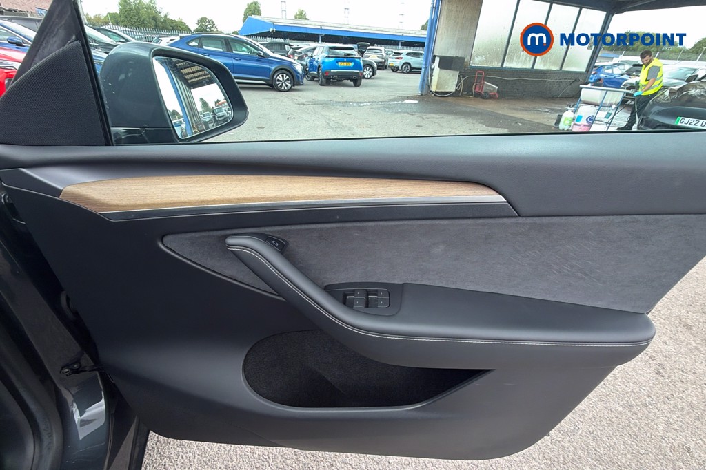 Tesla Model Y Long Range Automatic Electric SUV - Stock Number (1667784) - 19th supplementary image