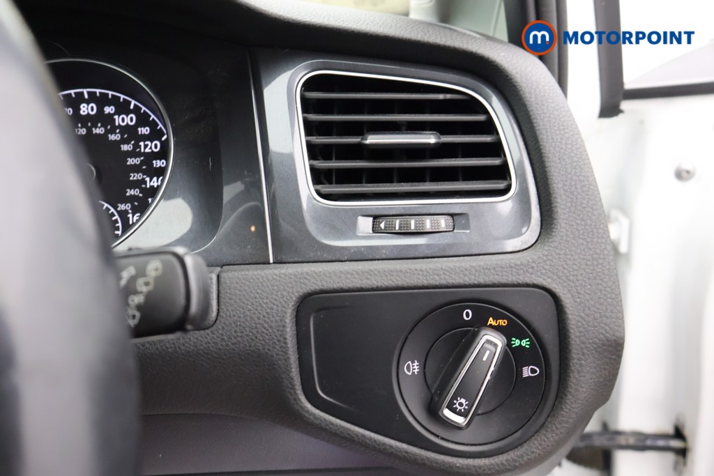 Volkswagen Golf SE Manual Petrol Hatchback - Stock Number (1667801) - 7th supplementary image