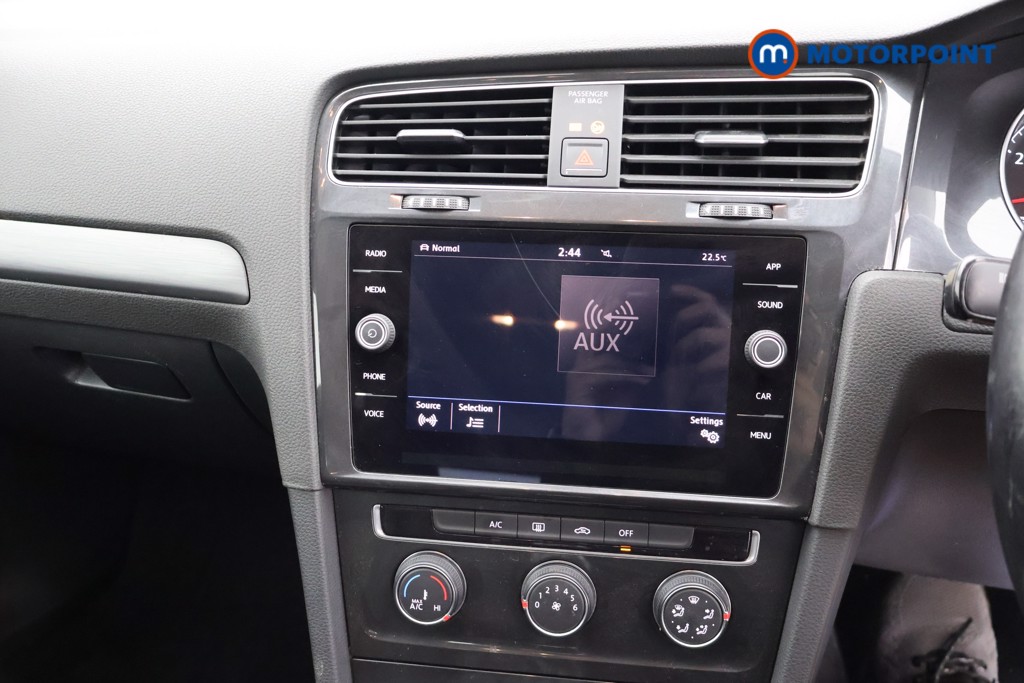 Volkswagen Golf SE Manual Petrol Hatchback - Stock Number (1667801) - 8th supplementary image