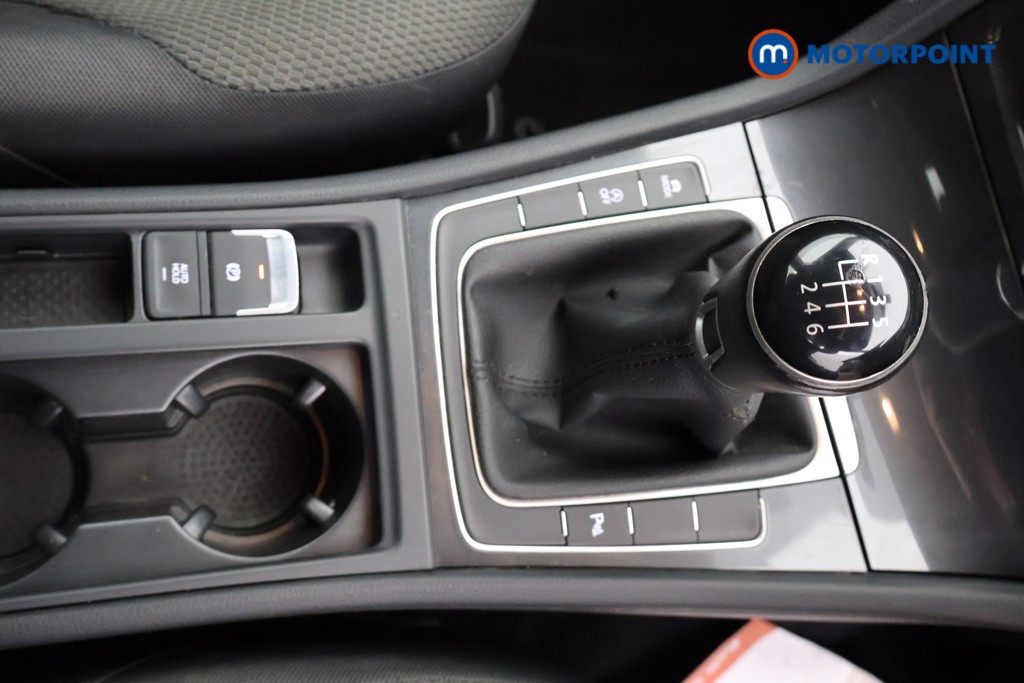 Volkswagen Golf SE Manual Petrol Hatchback - Stock Number (1667801) - 9th supplementary image