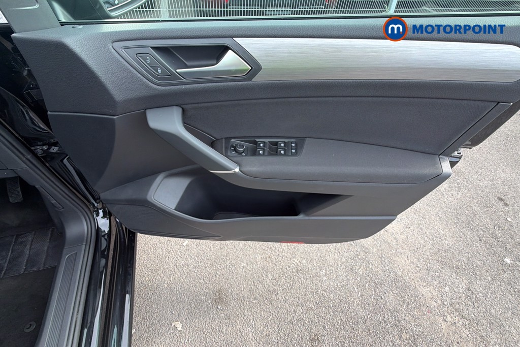 Volkswagen Touran Match Manual Petrol People Carrier - Stock Number (1668496) - 19th supplementary image