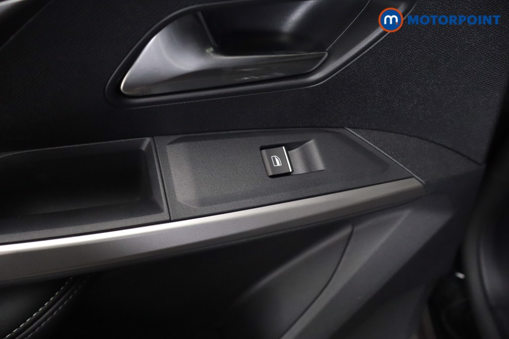Peugeot 5008 GT Automatic Petrol SUV - Stock Number (1668990) - 39th supplementary image