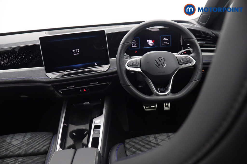 Volkswagen Passat R-Line Automatic Petrol Plug-In Hybrid Estate - Stock Number (1669030) - 8th supplementary image