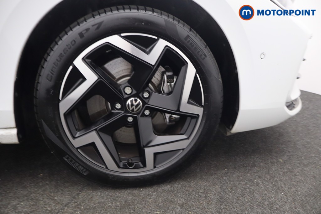 Volkswagen Passat R-Line Automatic Petrol Plug-In Hybrid Estate - Stock Number (1669030) - 30th supplementary image