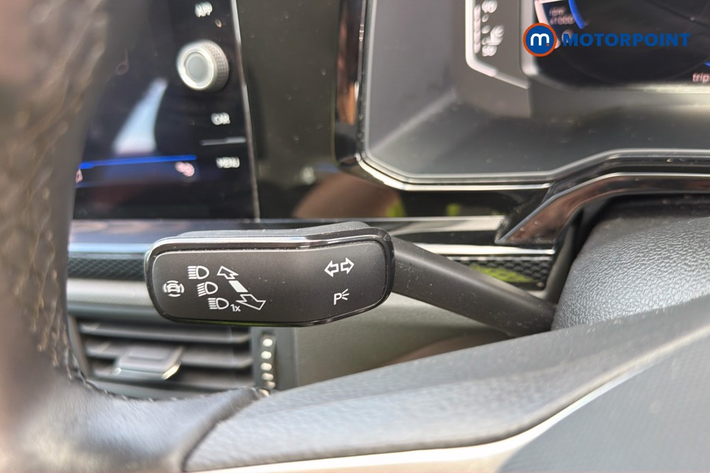 Volkswagen Taigo Life Manual Petrol SUV - Stock Number (1669103) - 1st supplementary image