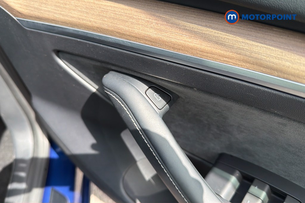 Tesla Model 3 Long Range Automatic Electric Saloon - Stock Number (1669428) - 21st supplementary image