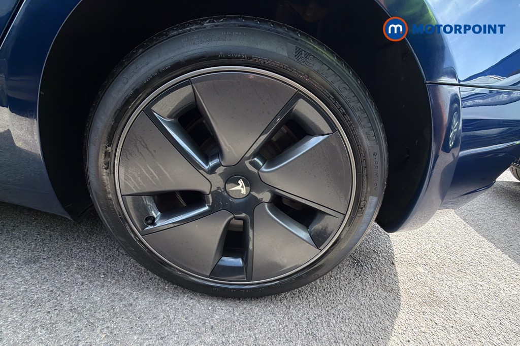 Tesla Model 3 Long Range Automatic Electric Saloon - Stock Number (1669428) - 33rd supplementary image
