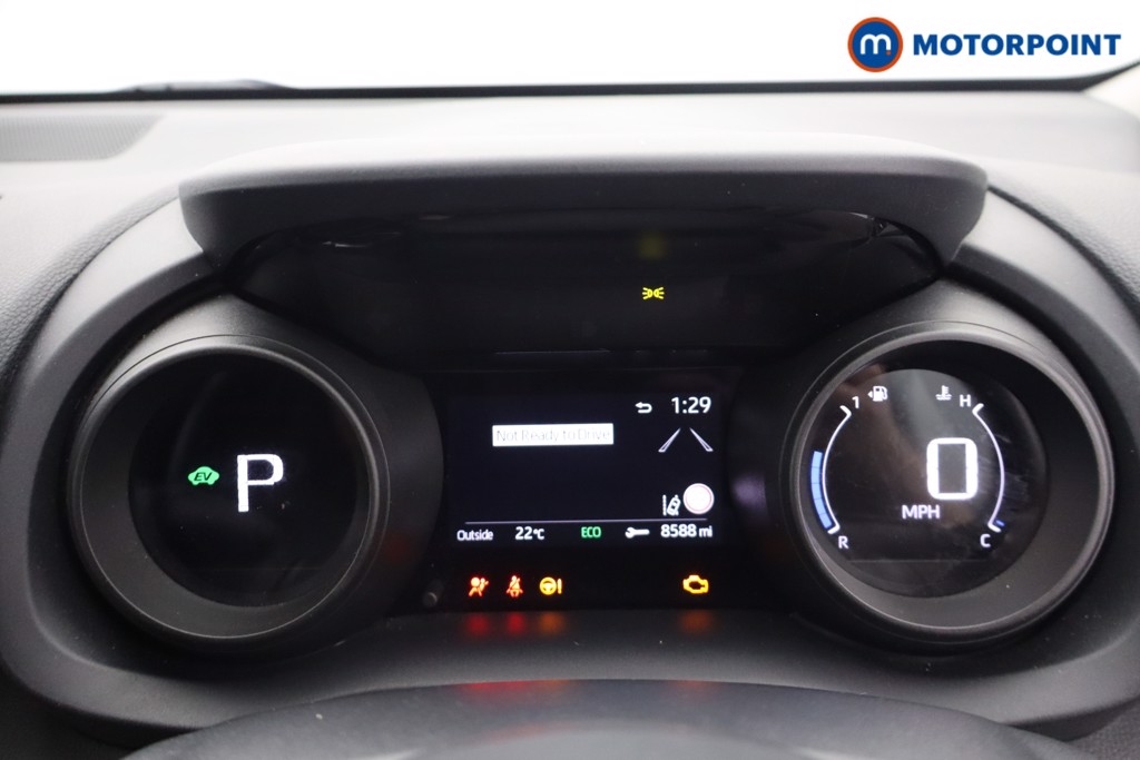 Toyota Yaris Design Automatic Petrol-Electric Hybrid Hatchback - Stock Number (1669587) - 15th supplementary image