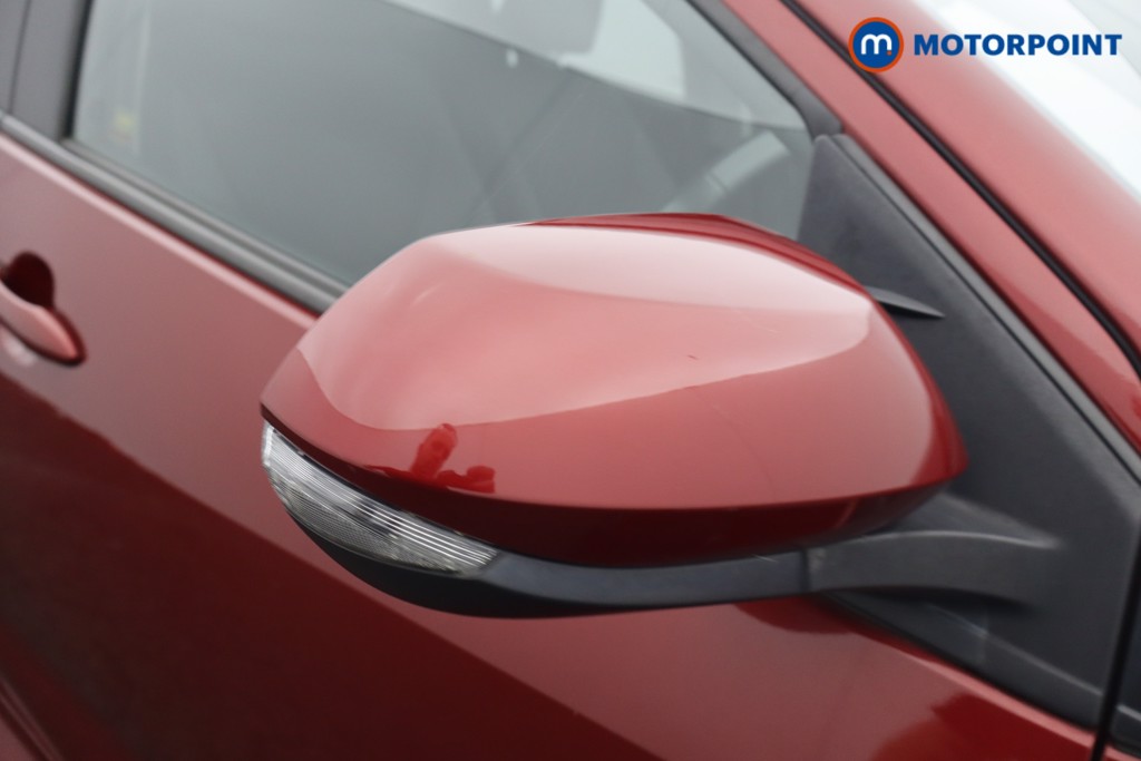 Toyota Yaris Design Automatic Petrol-Electric Hybrid Hatchback - Stock Number (1669587) - 19th supplementary image