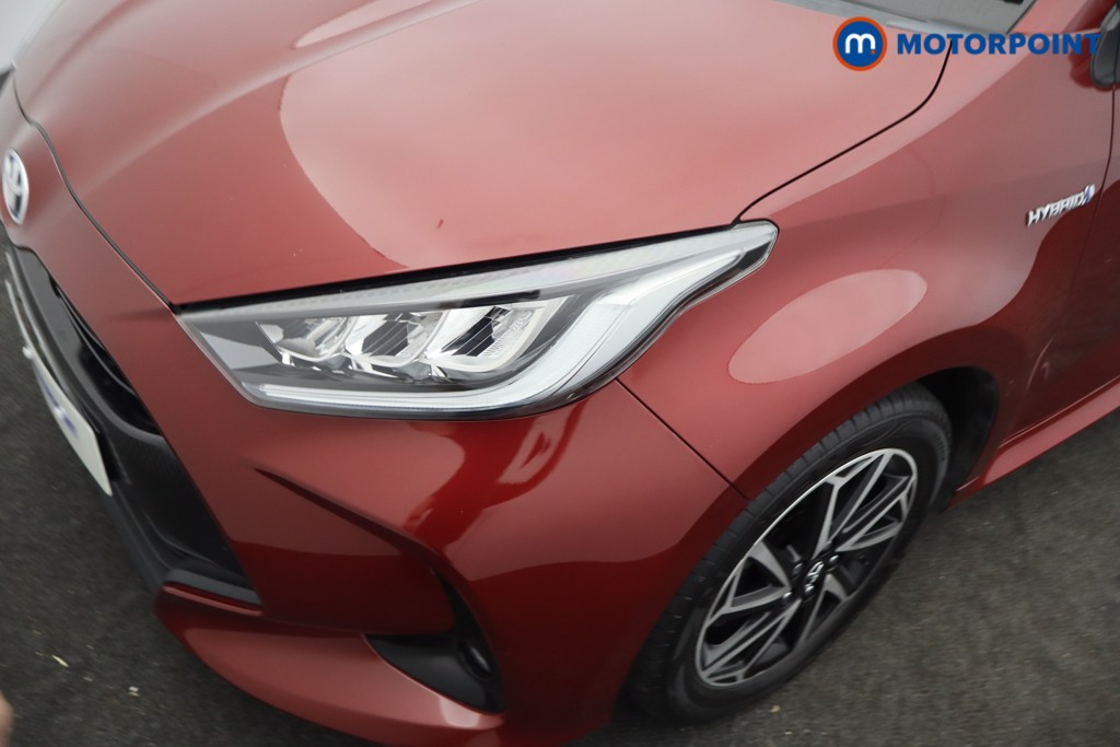 Toyota Yaris Design Automatic Petrol-Electric Hybrid Hatchback - Stock Number (1669587) - 22nd supplementary image
