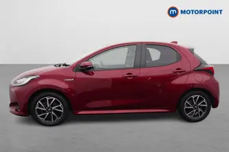 Toyota Yaris Design Automatic Petrol-Electric Hybrid Hatchback - Stock Number (1669587) - Passenger side
