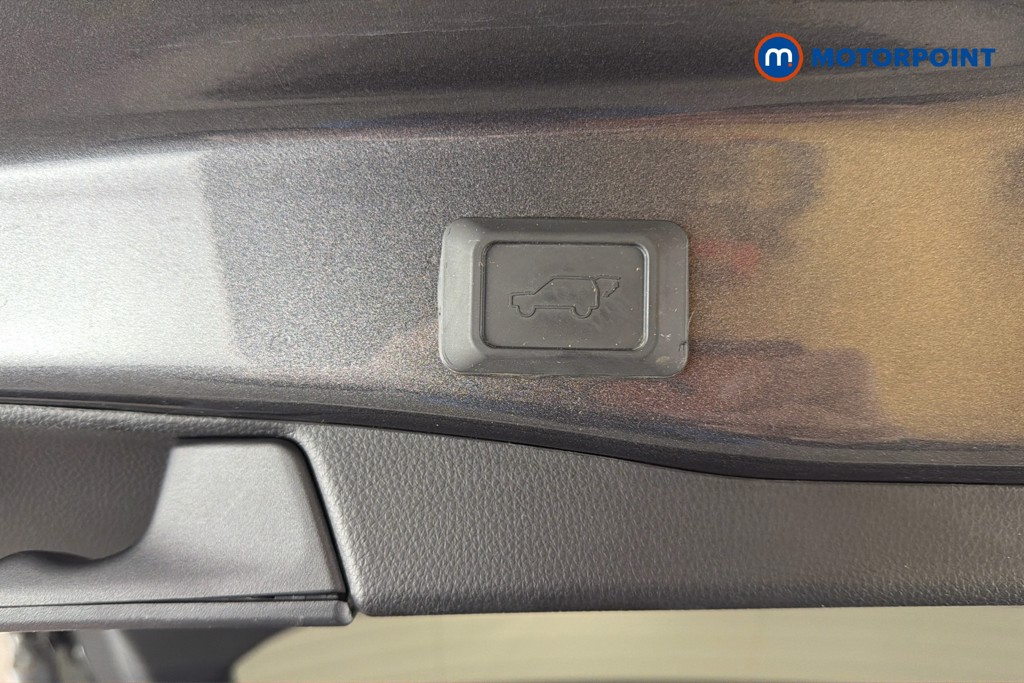 Toyota Rav4 Dynamic Automatic Petrol-Electric Hybrid SUV - Stock Number (1669690) - 35th supplementary image