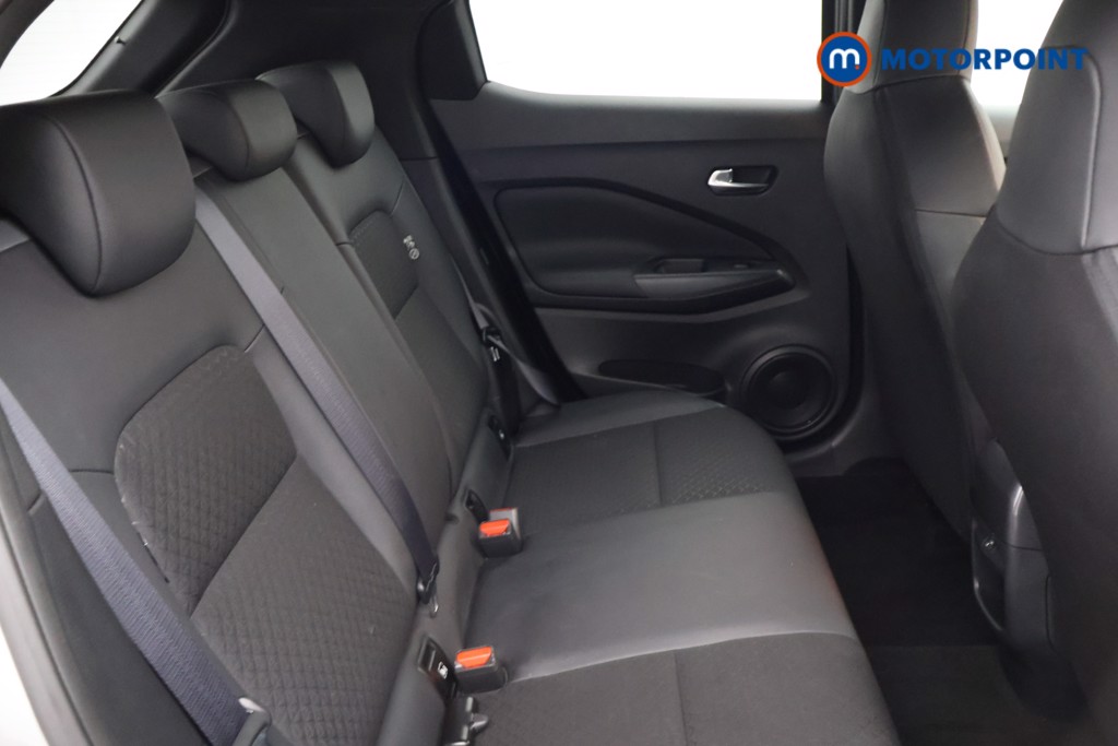 Nissan Juke N-Connecta Automatic Petrol SUV - Stock Number (1669787) - 19th supplementary image
