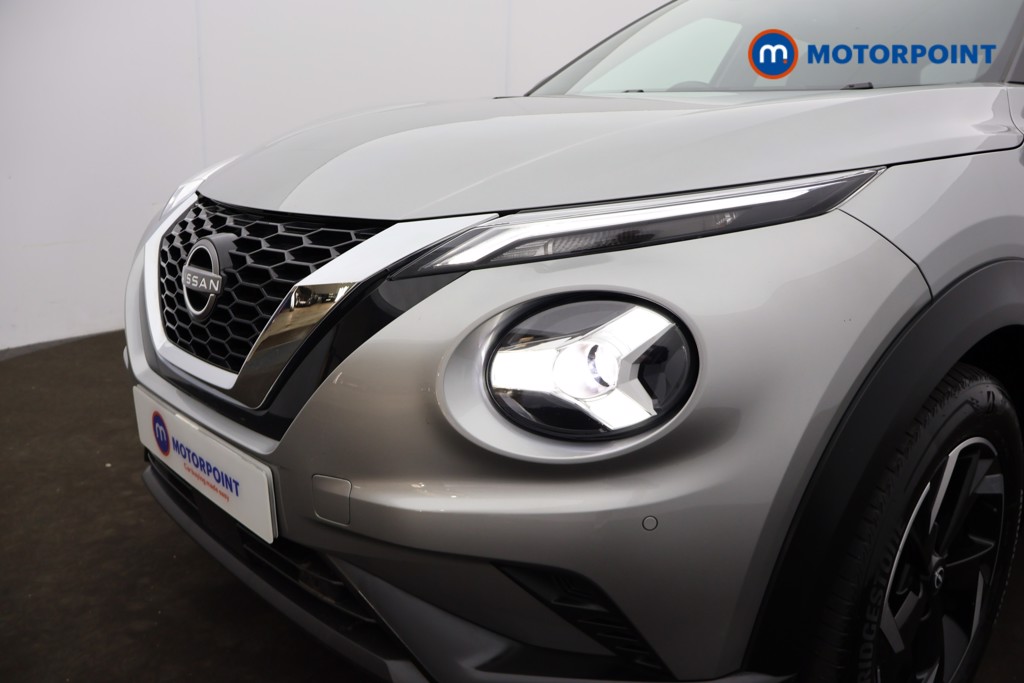 Nissan Juke N-Connecta Automatic Petrol SUV - Stock Number (1669787) - 32nd supplementary image