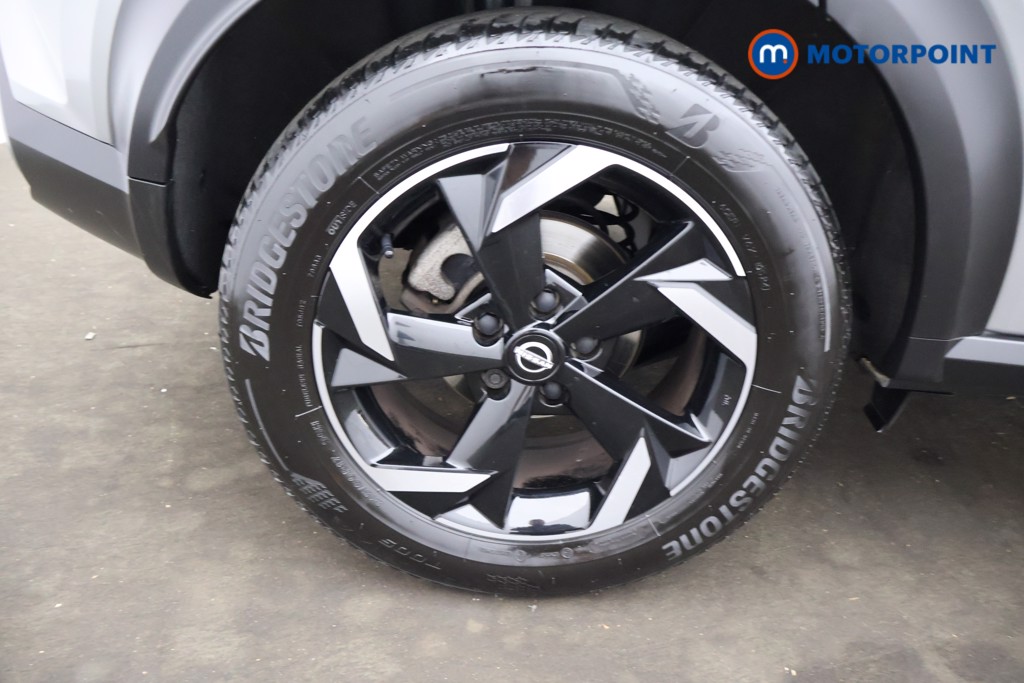 Nissan Juke N-Connecta Automatic Petrol SUV - Stock Number (1669787) - 34th supplementary image