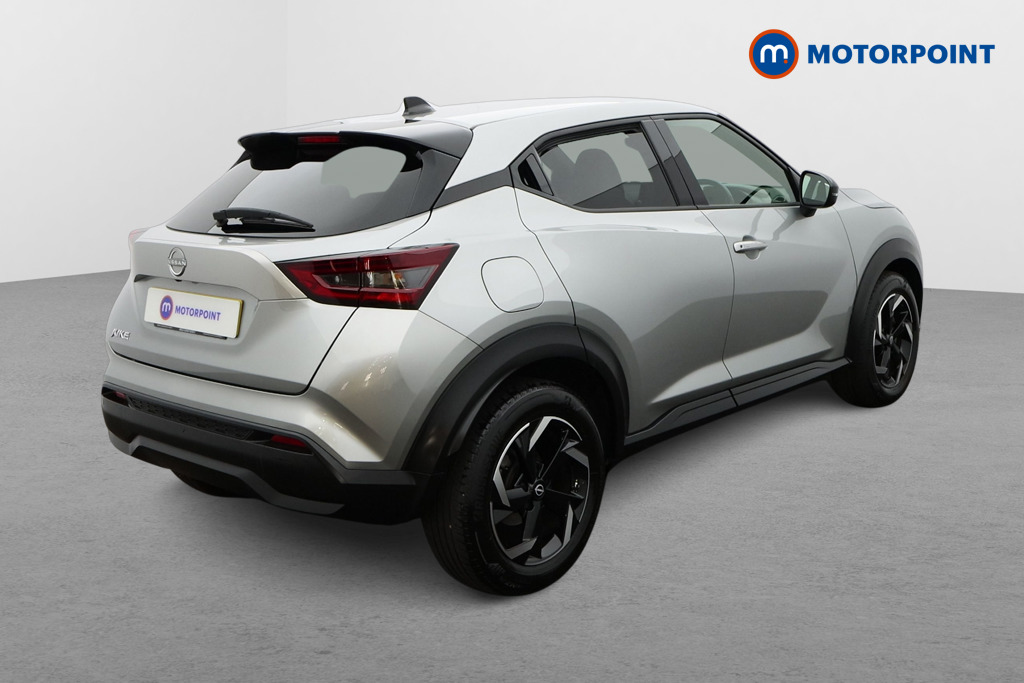 Nissan Juke N-Connecta Automatic Petrol SUV - Stock Number (1669787) - Drivers side rear corner