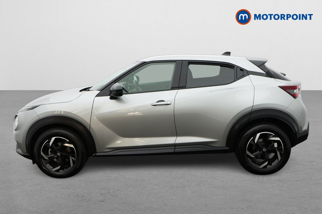 Nissan Juke N-Connecta Automatic Petrol SUV - Stock Number (1669787) - Passenger side