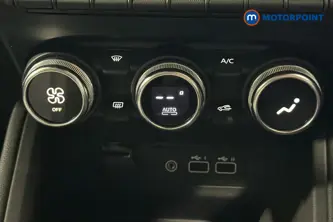 Renault Clio Evolution Manual Petrol Hatchback - Stock Number (1669806) - 996th supplementary image
