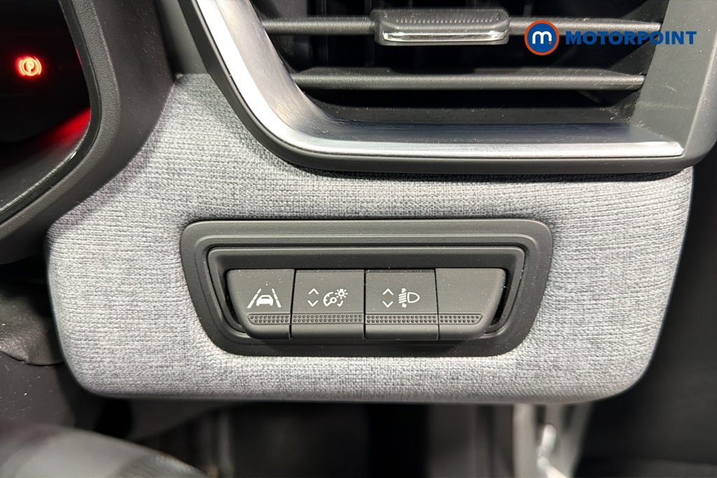 Renault Clio Evolution Manual Petrol Hatchback - Stock Number (1669806) - 11th supplementary image
