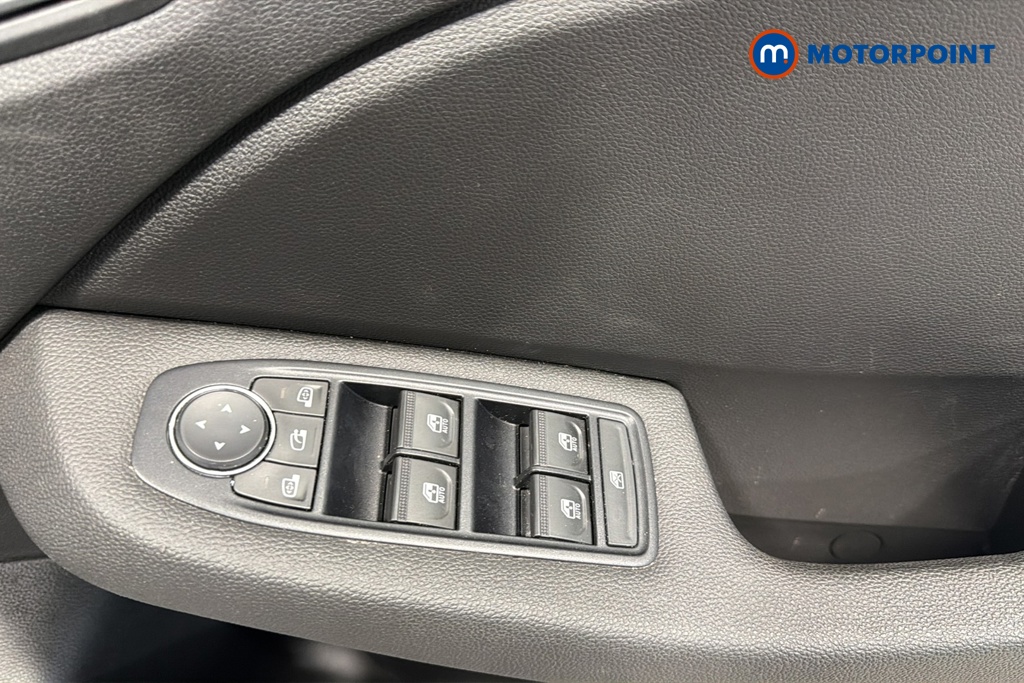 Renault Clio Evolution Manual Petrol Hatchback - Stock Number (1669806) - 19th supplementary image