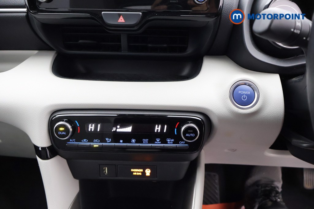 Toyota Yaris Excel Automatic Petrol-Electric Hybrid Hatchback - Stock Number (1669846) - 10th supplementary image