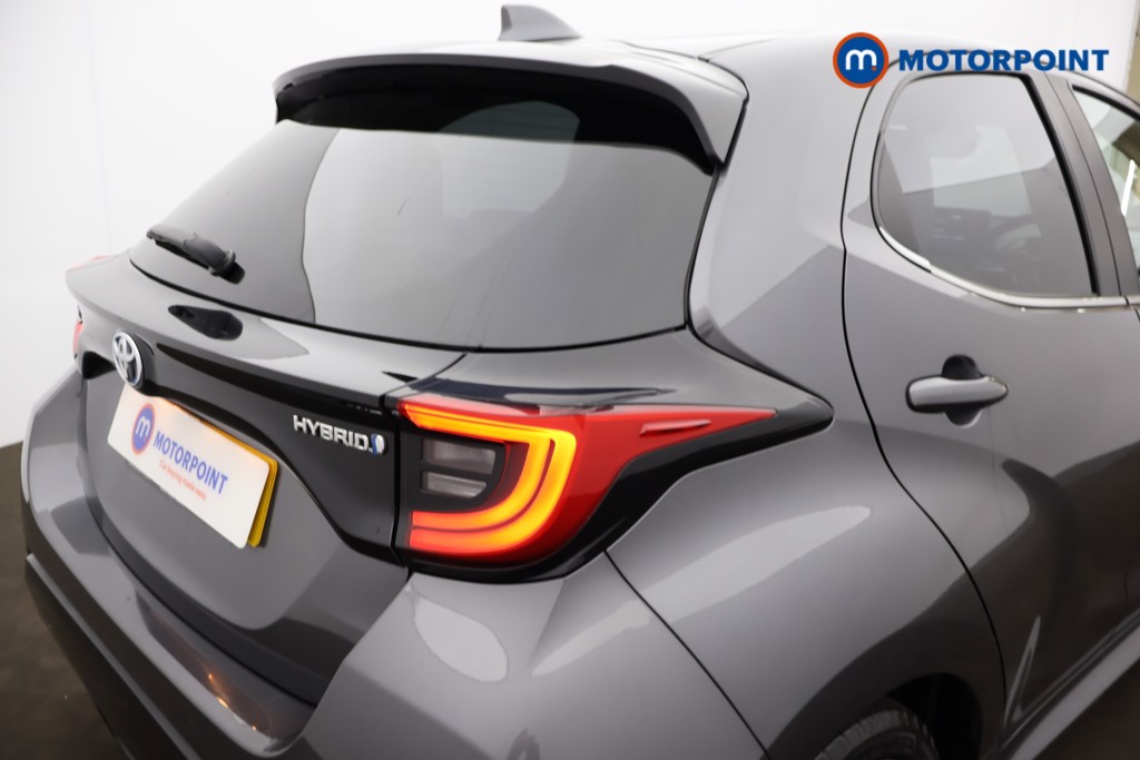 Toyota Yaris Excel Automatic Petrol-Electric Hybrid Hatchback - Stock Number (1669846) - 27th supplementary image