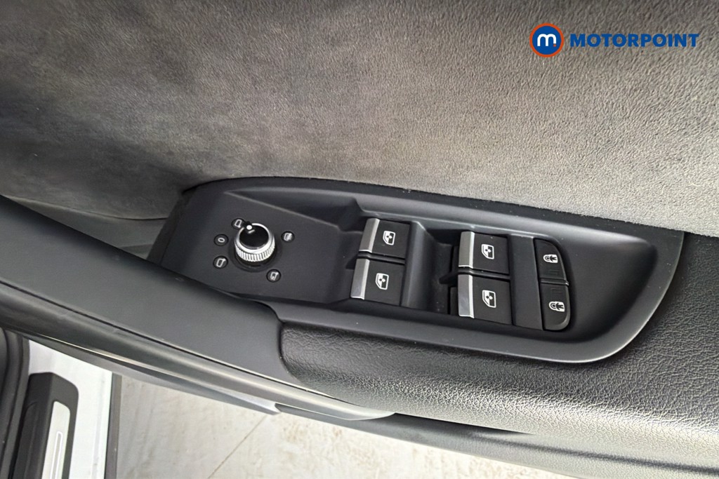 Audi Q5 S Line Automatic Petrol SUV - Stock Number (1669858) - 20th supplementary image