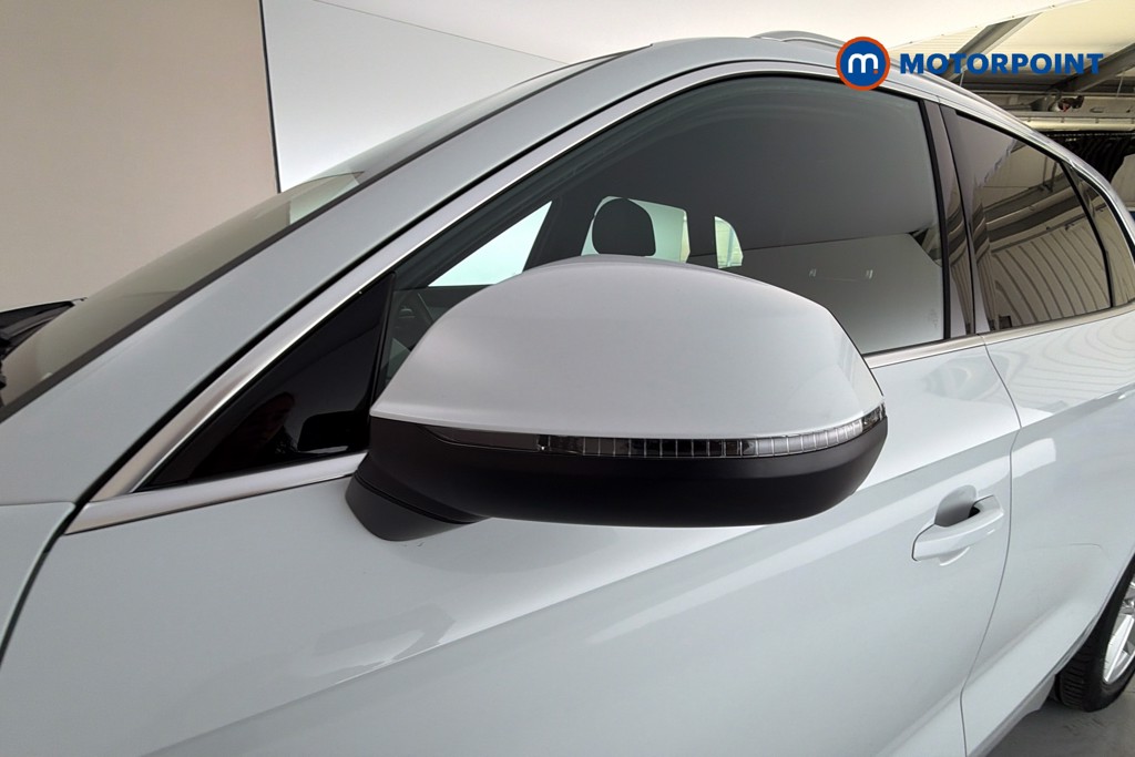 Audi Q5 S Line Automatic Petrol SUV - Stock Number (1669858) - 43rd supplementary image