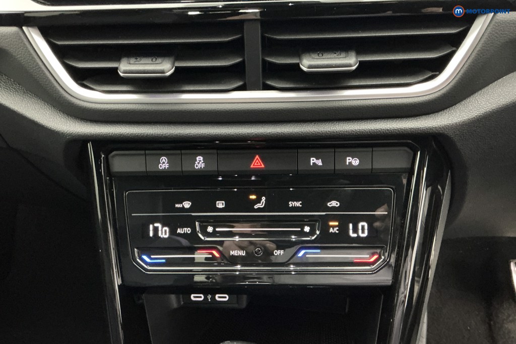 Volkswagen T-Roc R Automatic Petrol SUV - Stock Number (1670125) - 17th supplementary image