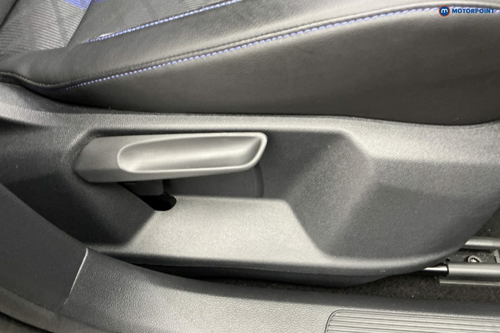 Volkswagen T-Roc R Automatic Petrol SUV - Stock Number (1670125) - 23rd supplementary image