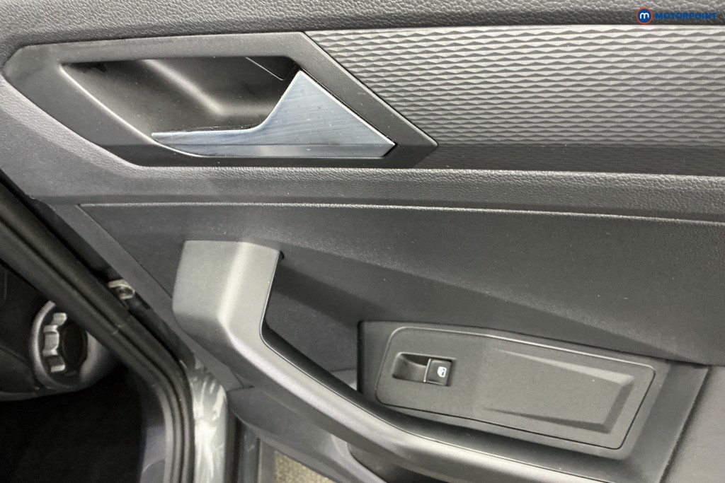Volkswagen T-Roc R Automatic Petrol SUV - Stock Number (1670125) - 27th supplementary image