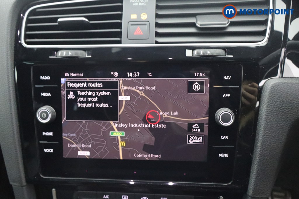 Volkswagen Golf R-Line Manual Petrol Hatchback - Stock Number (1670323) - 2nd supplementary image